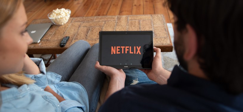 Netflix walczy z nielegalnym udostępnianiem haseł do serwisu /©simpson33 /123RF/PICSEL