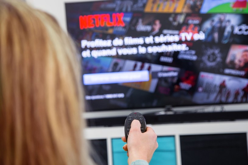 Netflix zwiększa wysokość cen abonamentu /123RF/PICSEL