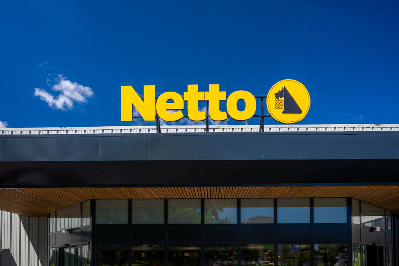 Netto zdecydowało się na obniżki cen niektórych produktów /Arkadiusz Ziółek /East News