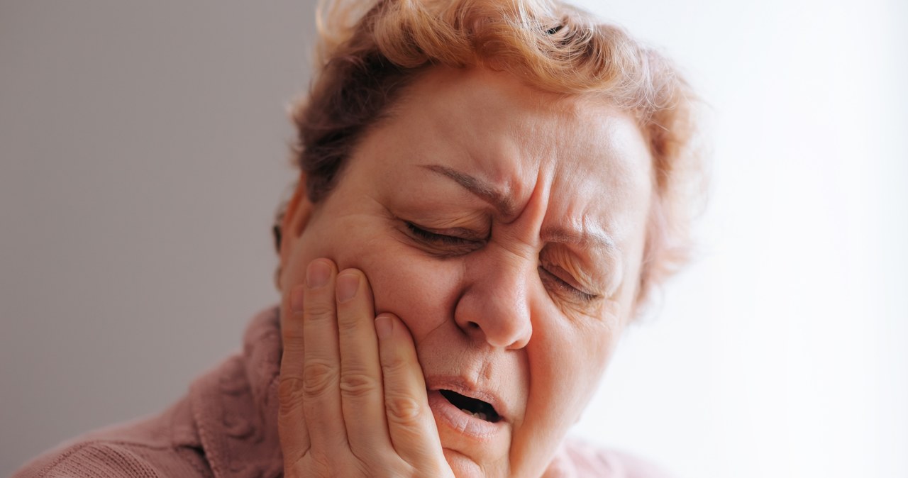 Neuralgia nerwu trójdzielnego bywa mylona m.in. z chorobami zębów lub migreną /123RF/PICSEL