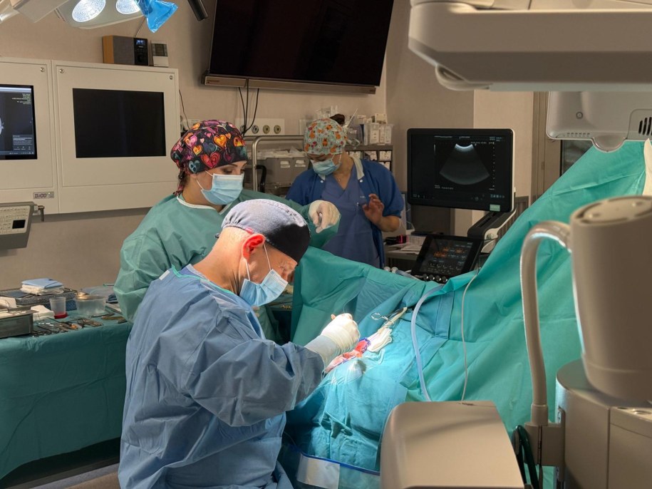 Neurochirurgia - sala operacyjna /Szpital Wojskowy w Krakowie /