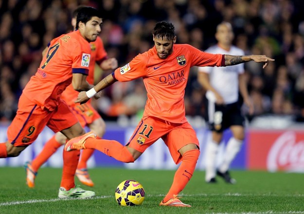 Neymar w meczu Barcelony z Valencią /JUAN CARLOS CARDENAS /PAP/EPA