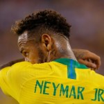 Neymar wielkim fanem popularnej strzelanki. Nie uwierzycie ile nabił godzin