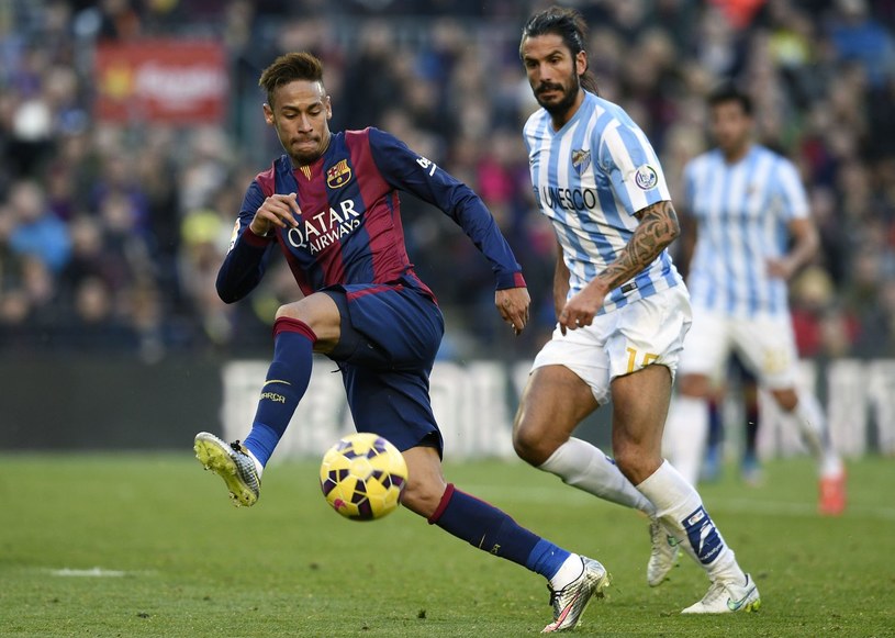Neymar (z lewej) /AFP