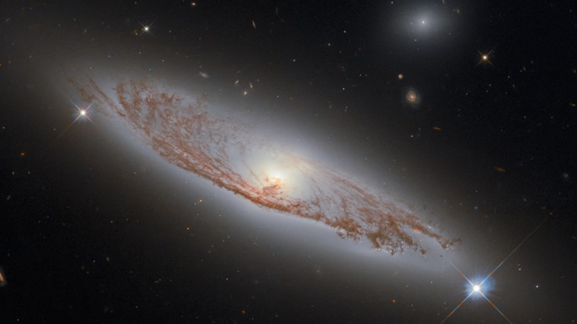 NGC 5037 /materiały prasowe