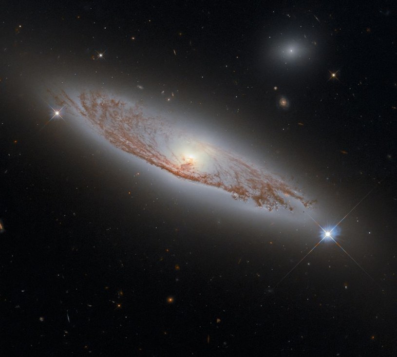 NGC 5037 /materiały prasowe