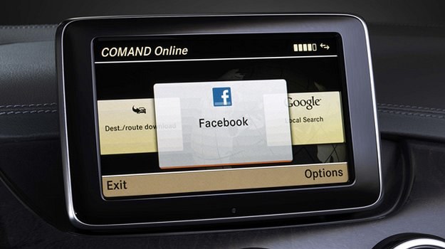 NHTSA postuluje wyłączenie podczas jazdy dostęp do aplikacji społecznościowych. /Mercedes