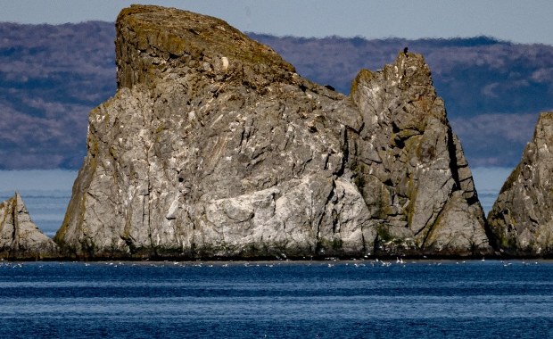 Nic na niej nie ma, a każdy chce ją mieć. Oto najbardziej pożądana skała świata