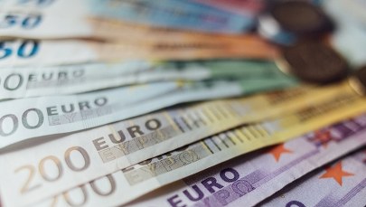 "Nic nie robiłam i odziedziczyłam fortunę". Milionerka rozdaje część spadku