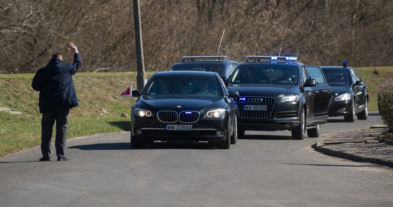 Nic się nie stało, bo pękła inna opona? /Bartosz Krupa /East News