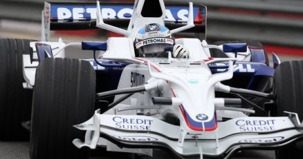 Nick Heidfeld w bolidzie BMW Sauber. /AFP