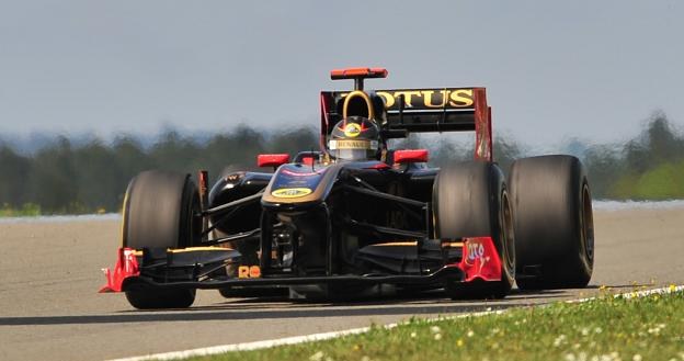 Nick Heidfeld w bolidzie Lotus - Renault /AFP