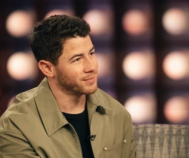 Nick Jonas w rockowym wydaniu? Gwiazdor Jonas Brothers w biografii zespołu Kiss
