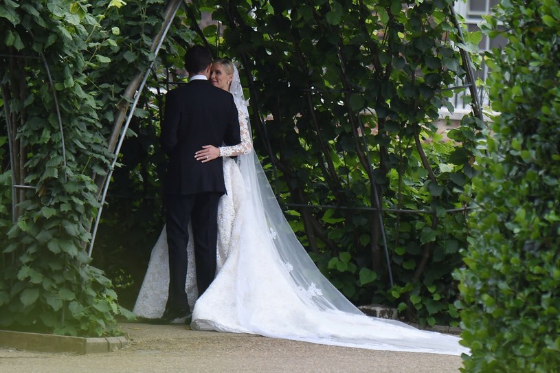 Nicky Hilton w dniu ślubu /Splashnews /East News