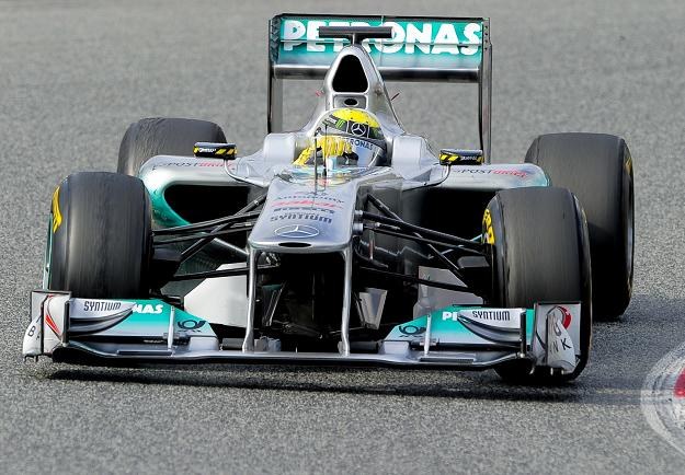 Nico Rosberg podczas testów w Barcelonie. /AFP