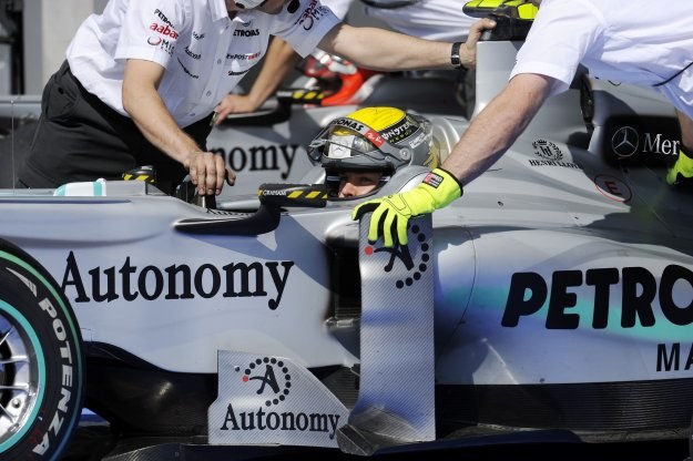 Nico Rosberg w bolidzie Mercedesa /AFP