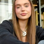 Nicol Pniewska Nicol Pniewska już tego nie ukrywa. Przyznała wprost, kto stoi za jej muzyczną karierą