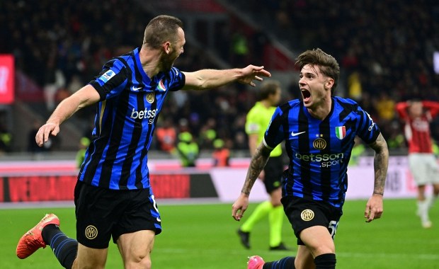 Nicola Zalewski w wymarzonym debiucie dla Interu. Co za wejście w derbach!