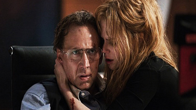 Nicolas Cage i Nicole Kidman w scenie z filmu "Anatomia strachu" /materiały dystrybutora