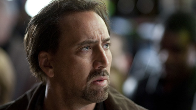 Nicolas Cage w scenie z filmu "Bóg zemsty" /materiały dystrybutora
