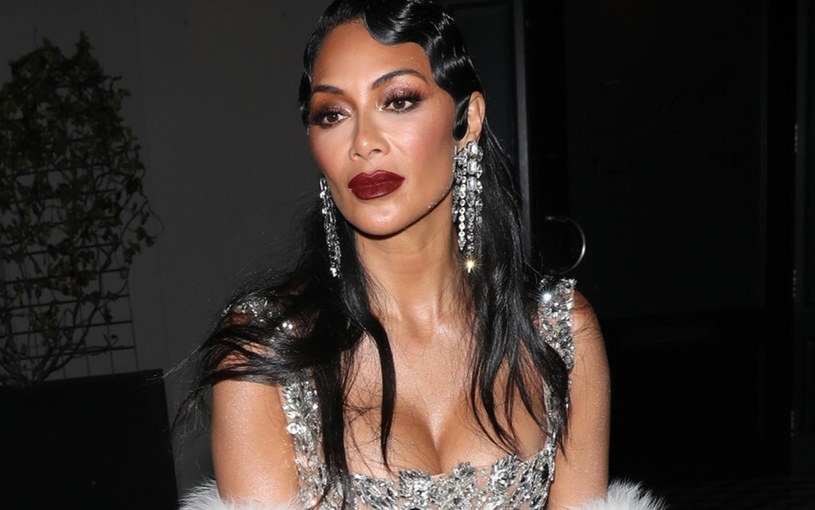 Nicole Scherzinger słynie z odważnych stylizacji i nieprzemijającej urody /Backgrid/East News /East News