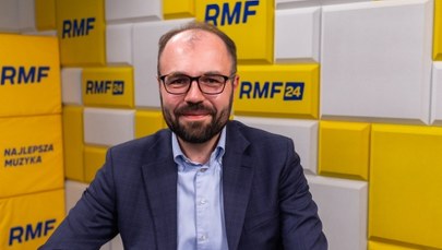 "Nie bardzo się tym przejmuje". Poseł Szczucki o zawieszeniu w PiS