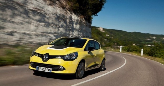 Nie będzie Clio w wersji 3d, ale tylną parę drzwi udało się zgrabnie wkomponować w bryłę auta. /Renault