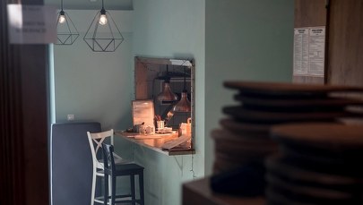 Nie będzie na razie szerokiego otwarcia restauracji w hotelach. Jedzenie tylko na wynos 