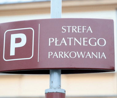 Nie będzie większej strefy płatnego parkowania w Warszawie?