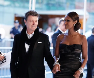 Nie było jej przy sławnym ojcu, gdy umierał. Poruszające wyznanie córki Davida Bowiego