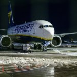 Nie decydowali się na lądowanie. Zima paraliżuje lotnisko w Gdańsku