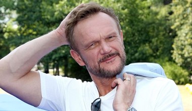 Nie do wiary, co Cezary Pazura uważa na temat nowych teściów. Naprawdę powiedział to o rodzicach ukochanej
