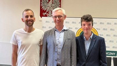 Nie jedzą, nie piją, wejdą na Szyndzielnię. Promują żywienie pozajelitowe