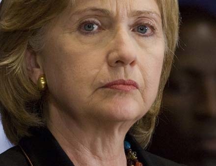 "Nie jest to jednak sprawa, którą się zajmuję" - uważa Hilary Clinton - fot. Michael Nagle /Getty Images/Flash Press Media