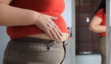 Nie każdy wie, że to objaw przewlekłego stresu. Co oznacza i jak zwalczyć brzuch kortyzolowy?