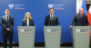 "Nie kryję emocji...". Audyt ujawnił błędy w zamówieniach szczepionek Pfizer