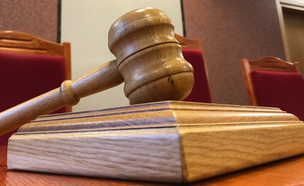 "Nie krzyczała, więc gwałtu nie było". RPO interweniuje w głośnej sprawie 14-latki