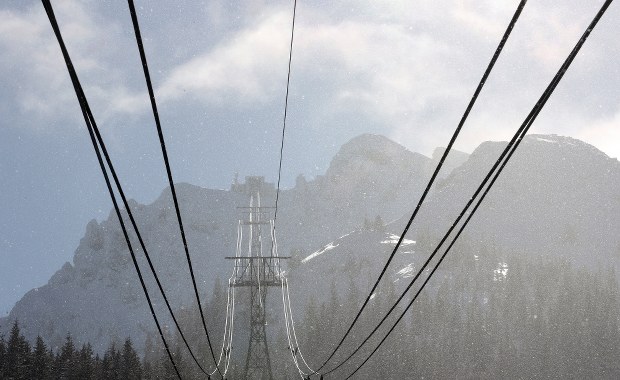 Nie kursuje kolejka na Kasprowy. Silny wiatr w Tatrach 