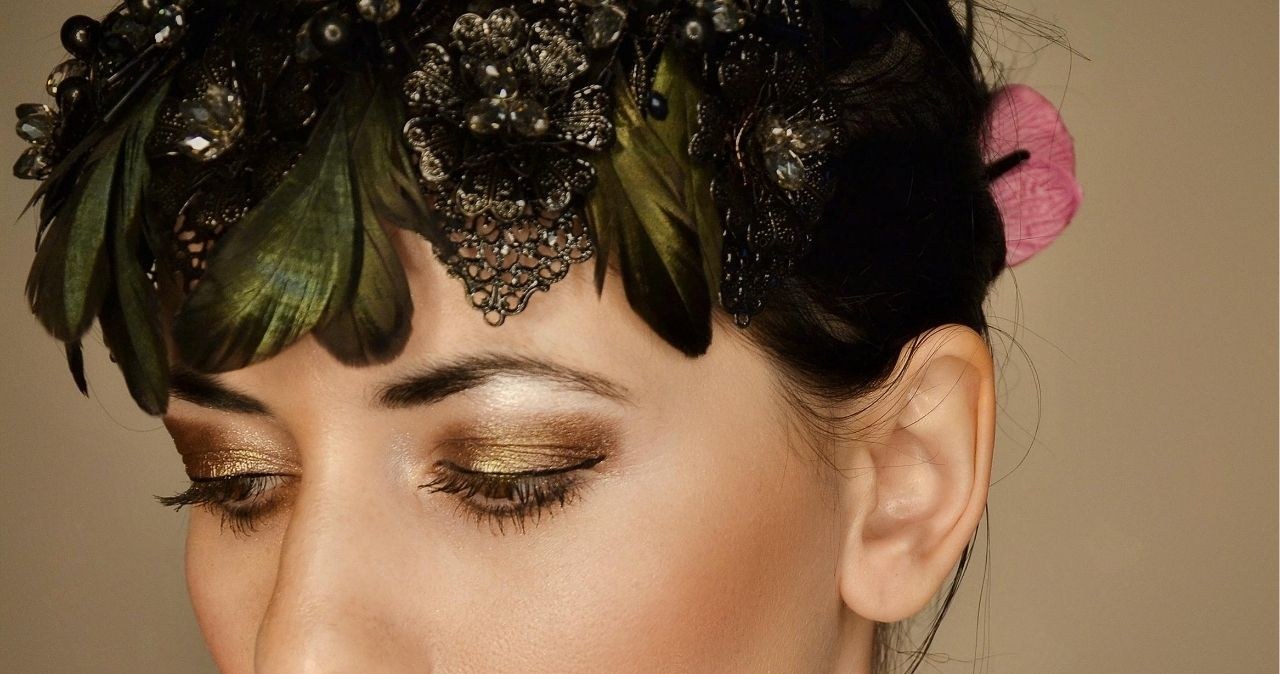 Nie loki i nie fale! To upięcie jest hitem Sylwestra i wygląda luksusowo /Inna Mykytas