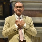 "Nie mam domu". Gwiazdor "House of Cards" żyje na walizkach i czeka na telefon od Tarantino