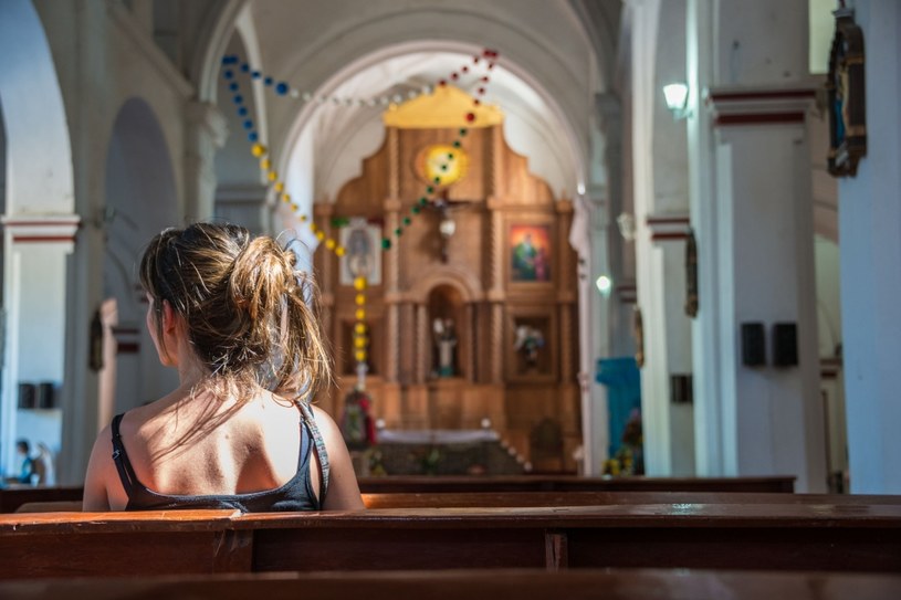 Nie mamy odpowiedniego kandydata na ojca chrzestnego? Możemy wybrać drugą matkę chrzestną! /123RF/PICSEL