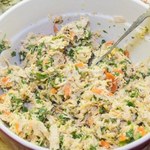 Nie marnuję jedzenia, składniki po rosole wykorzystuję do tej sałatki. Lekka, idealna na kolację