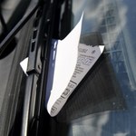 Nie masz karty parkingowej za szybą? Nie możesz dostać mandatu