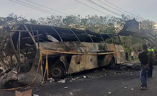 Nie mieli szans na ucieczkę. Koszmarny wypadek w Indonezji