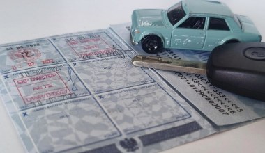 Nie mieszczą ci się pieczątki w dowodzie rejestracyjnym? W tym wypadku to problem