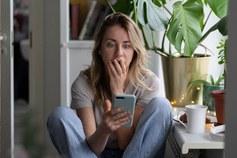 Nie podobasz się sobie na zdjęciach? Nie tylko ty. Oto prawdziwe powody