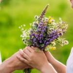 Nie rób tego w Dzień Kobiet. Możesz stracić pieniądze i miłość 