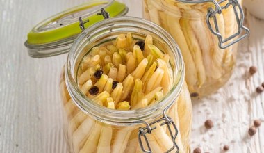 Nie seler i nie kapusta. Mniej popularne warzywo w wersji kiszonej jest jeszcze zdrowsze niż surowe