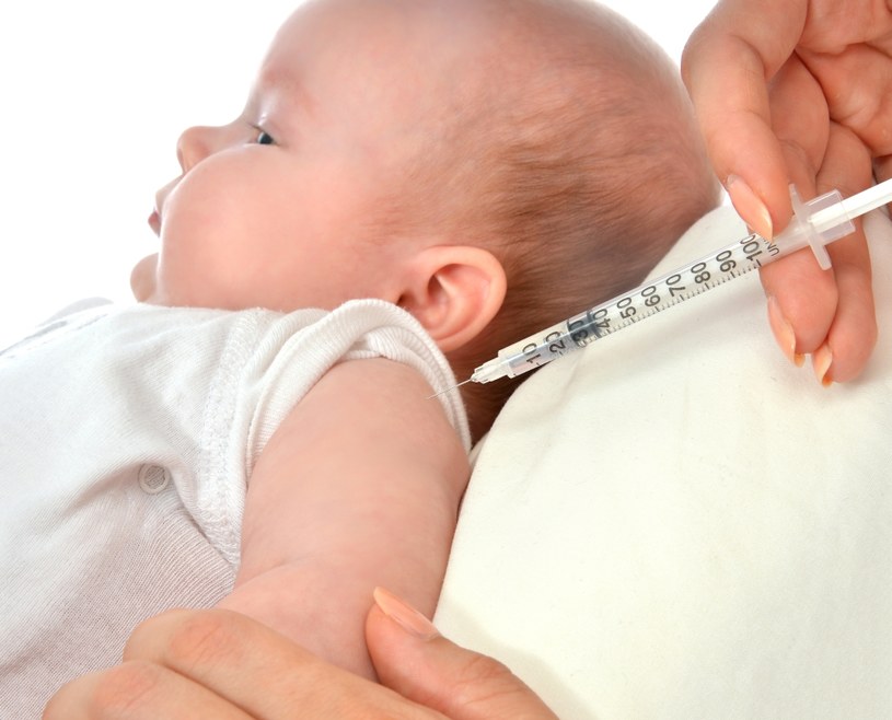 Nie szczepisz dziecka? Sprawdź, jakie będą tego konsekwencje /123RF/PICSEL