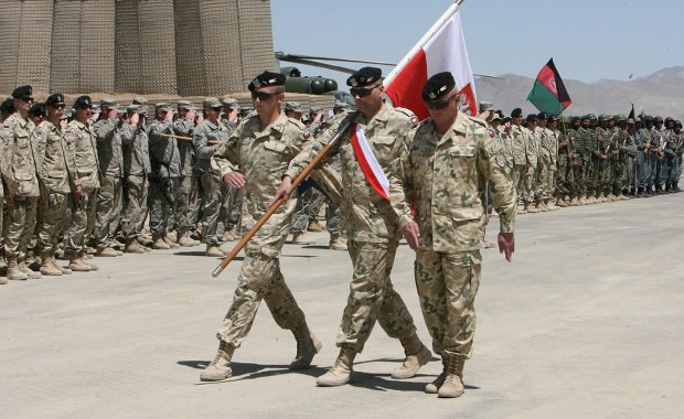 "Nie szukaliśmy łatwych misji". Generał prostuje kłamstwa Trumpa